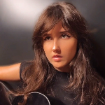 Victoria Niro від Додому