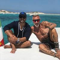 Gianluca Vacchi & Luis Fonsi від Sigamos Bailando (feat. Yandel)